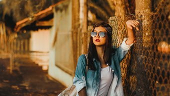 (爱宠大机密角色介绍英语)爱宠大机密是一部由克里斯·雷纳德和凯尔·巴尔达联合执导的动画电影，讲述了宠物们在主人离开家后，所展开的一系列冒险故事。以下是一篇关于爱宠大机密角色介绍的原创文章，共计1008个字。