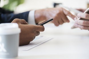 (来咬我呀用英语怎么说)探究网络流行语来咬我呀的深层含义